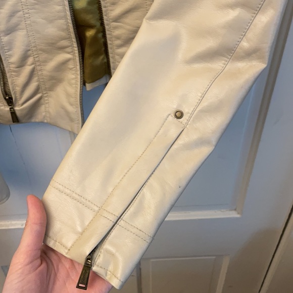 Beige faux leather jacket - Picture 6 of 8